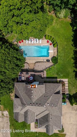 8807 Grand Ridge Ct, Louisville, KY 40214