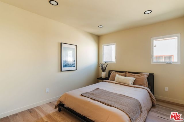 3440 Buckingham Road, Los Angeles, CA 90016