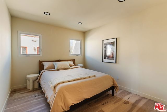 3440 Buckingham Road, Los Angeles, CA 90016