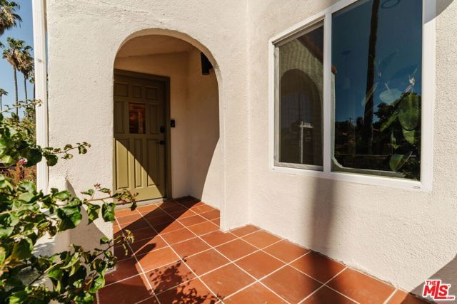 3440 Buckingham Road, Los Angeles, CA 90016