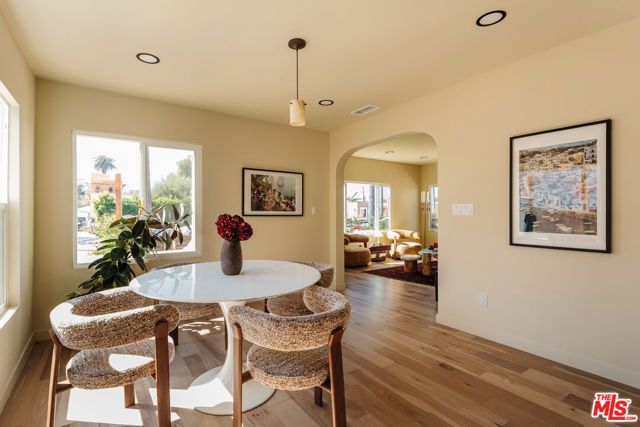 3440 Buckingham Road, Los Angeles, CA 90016