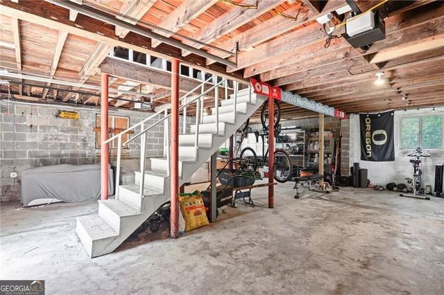 2010 Delphine Drive, Decatur, GA 30032
