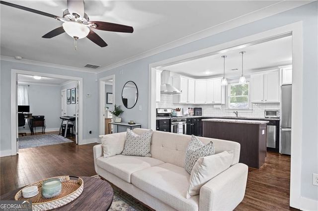 2010 Delphine Drive, Decatur, GA 30032