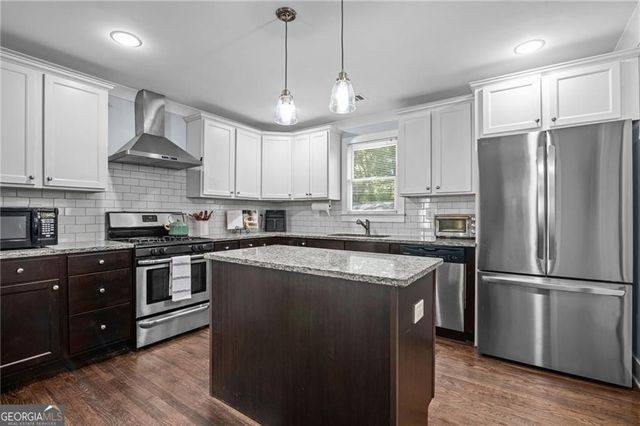 2010 Delphine Drive, Decatur, GA 30032