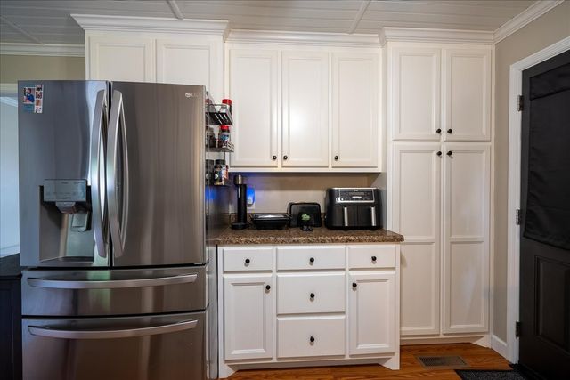 3417 Gimlet Rd, Lawrenceburg, TN 38464