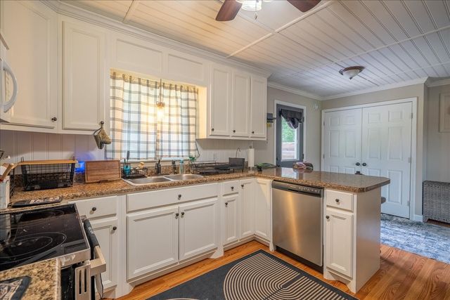 3417 Gimlet Rd, Lawrenceburg, TN 38464