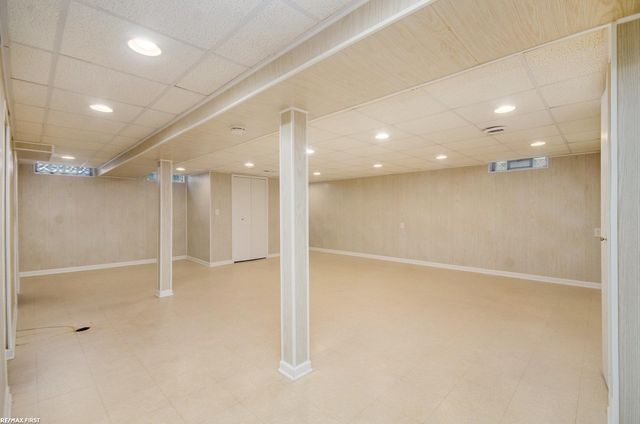 24509 Wood Street, St Clair Shores, MI 48080