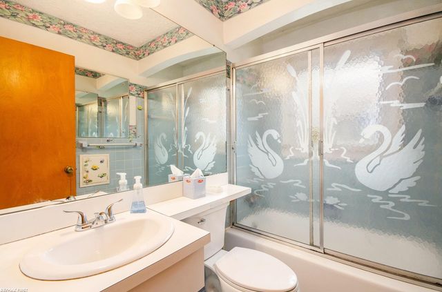 24509 Wood Street, St Clair Shores, MI 48080