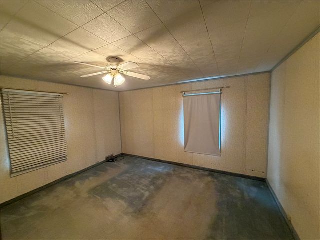 1041 4th Street, Monongahela, PA 15063