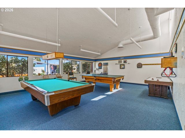 1199 N TERRY St 252, Eugene, OR 97402