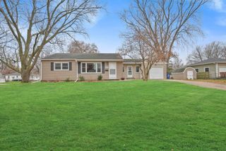 1658 Glenny Avenue, Waterloo, IA 50702