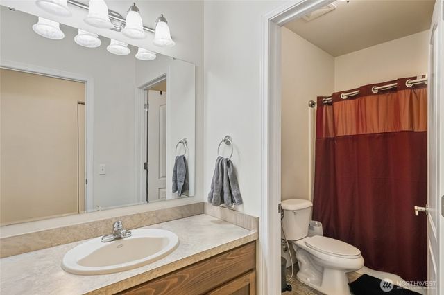 446 SE Viewmont Drive, Moses Lake, WA 98837