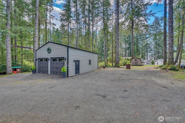 2851 E Mason Lake Drive E, Grapeview, WA 98546