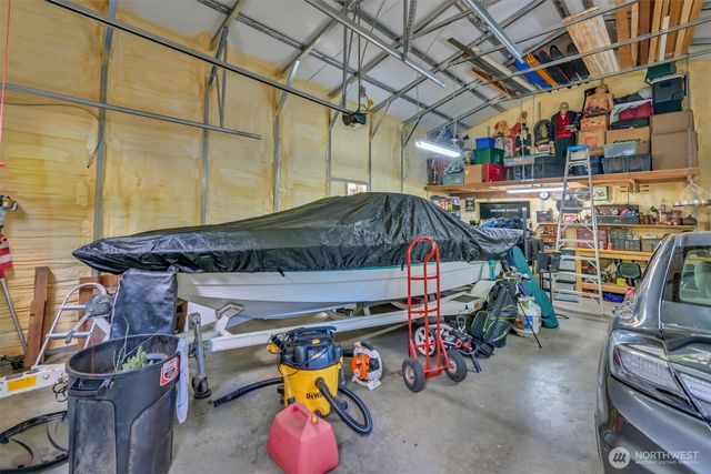 2851 E Mason Lake Drive E, Grapeview, WA 98546