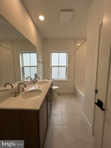 608 KEMLYN RD, Malvern, PA 19355