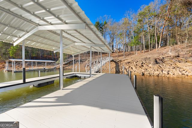 202 Cherry Rose Lane, Hartwell, GA 30643