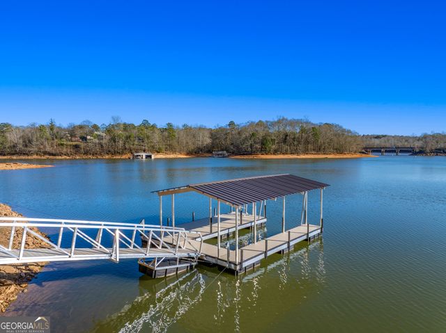 202 Cherry Rose Lane, Hartwell, GA 30643