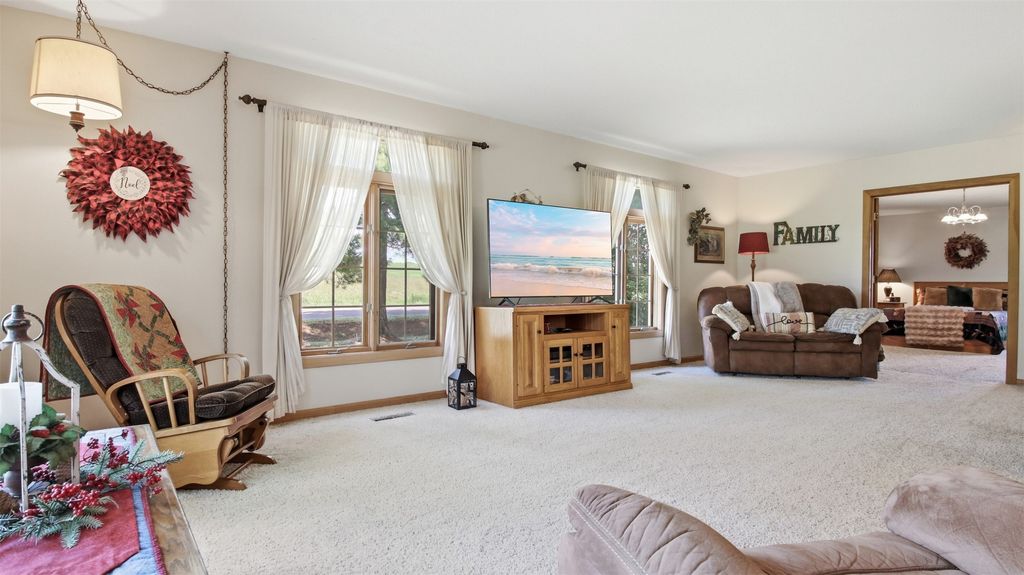 Image 23 of property listing at 23815 County Highway F, New Auburn, WI 54757