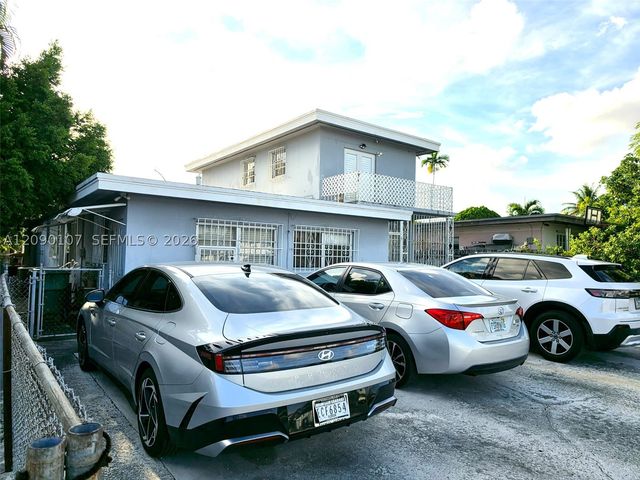 84 NW 75th Ave 1, Miami, FL 33126