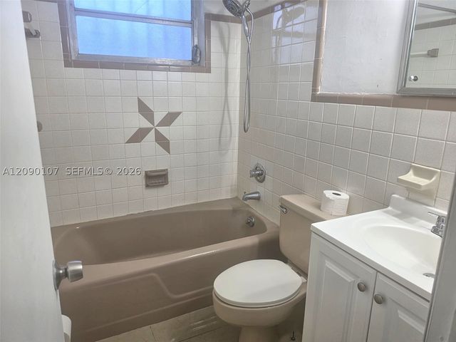 84 NW 75th Ave 1, Miami, FL 33126