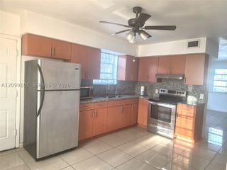 84 NW 75th Ave 1, Miami, FL 33126