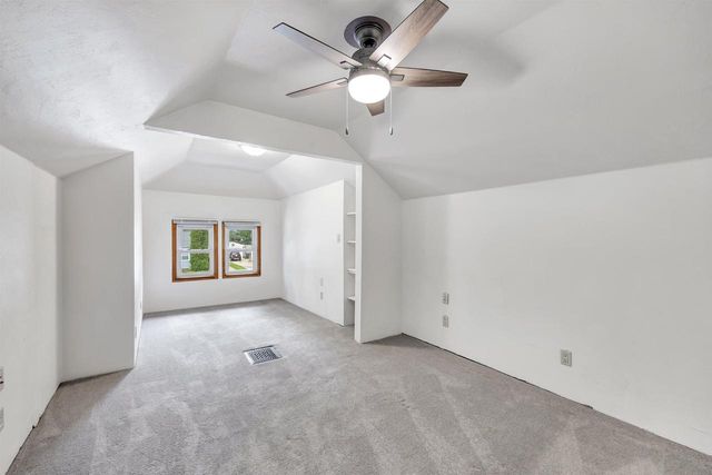 1243 S IRWIN AVENUE, Green Bay, WI 54301