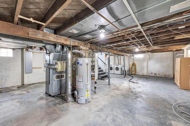 1243 S IRWIN AVENUE, Green Bay, WI 54301