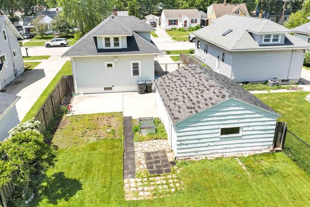 1243 S IRWIN AVENUE, Green Bay, WI 54301