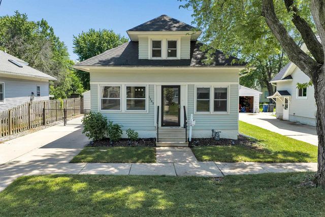 1243 S IRWIN AVENUE, Green Bay, WI 54301