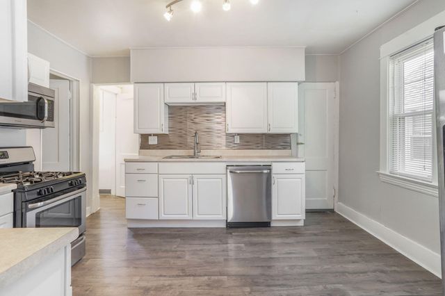 752 Crescent Street Ne, City Of Grand Rapids, MI 49503