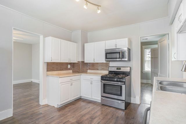 752 Crescent Street Ne, City Of Grand Rapids, MI 49503