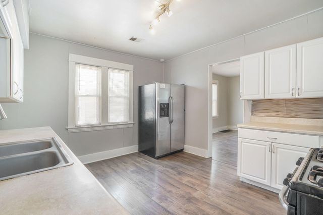 752 Crescent Street Ne, City Of Grand Rapids, MI 49503