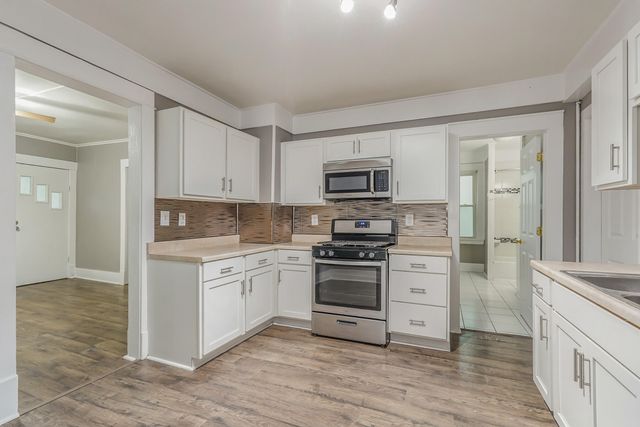 752 Crescent Street Ne, City Of Grand Rapids, MI 49503