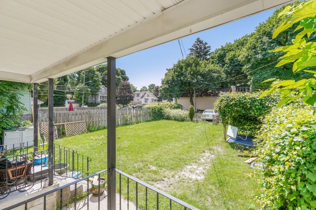 752 Crescent Street Ne, City Of Grand Rapids, MI 49503