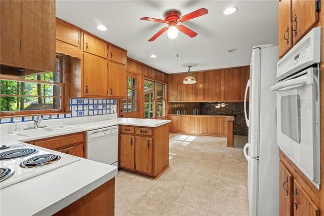 2113 Lavista Circle, Tucker, GA 30084