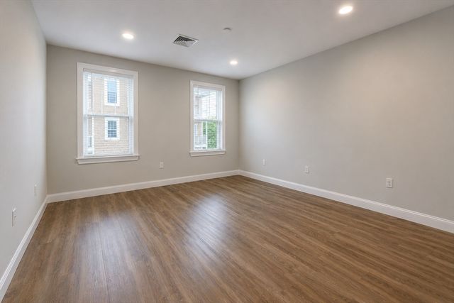320 Middlesex Ave D206, Medford, MA 02155