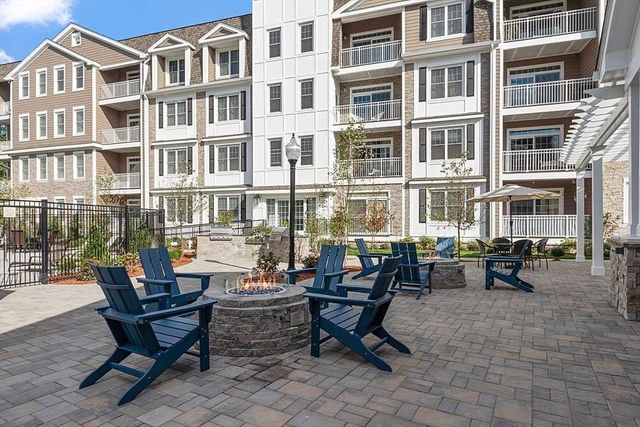 320 Middlesex Ave D206, Medford, MA 02155