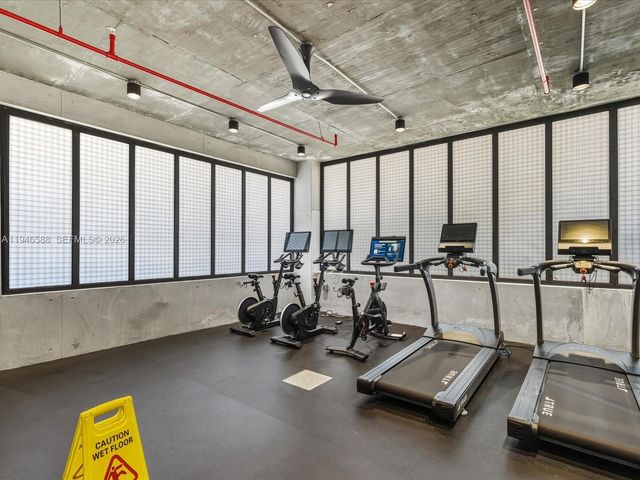 1030 15th St 213, Miami Beach, FL 33139