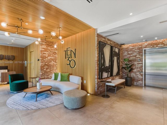 1030 15th St 213, Miami Beach, FL 33139