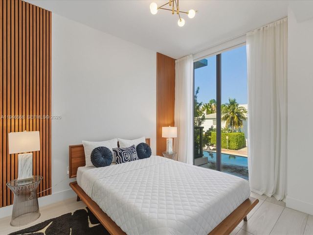 1030 15th St 213, Miami Beach, FL 33139