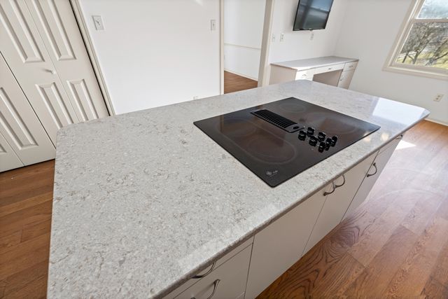 4304 ROYAL ABERDEEN ST, Columbia, MO 65203