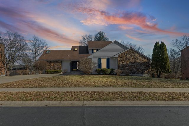 4304 ROYAL ABERDEEN ST, Columbia, MO 65203