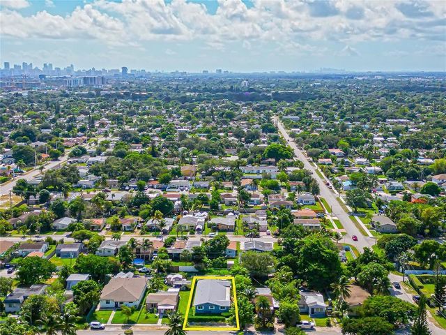 2432 Sherman Street, Hollywood, FL 33020