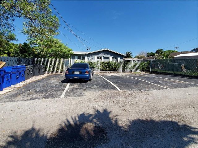 2432 Sherman Street, Hollywood, FL 33020