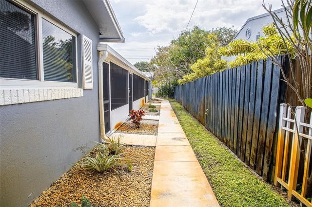 2432 Sherman Street, Hollywood, FL 33020