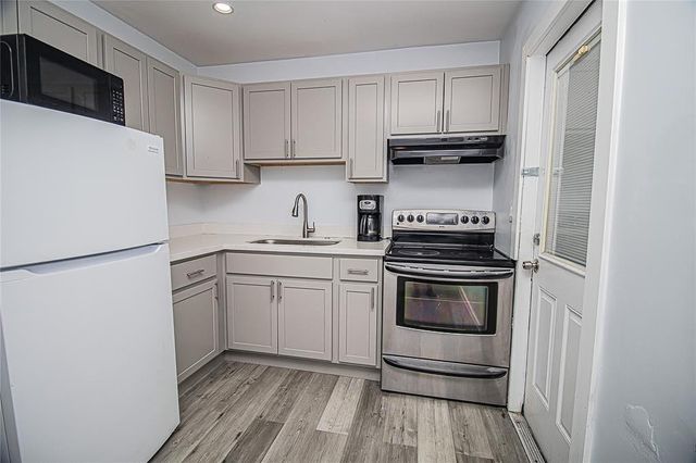 2432 Sherman Street, Hollywood, FL 33020