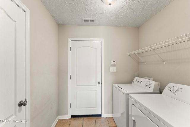 903 Periwinkle Court, Jacksonville, NC 28546