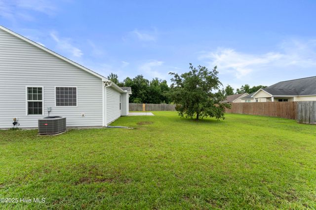 903 Periwinkle Court, Jacksonville, NC 28546