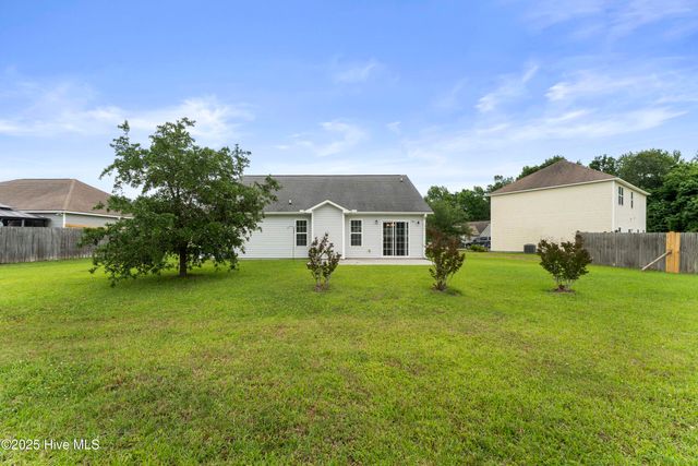 903 Periwinkle Court, Jacksonville, NC 28546