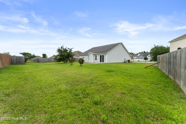 903 Periwinkle Court, Jacksonville, NC 28546